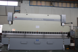 Presse hydraulique de WC67K de frein 300T6100
