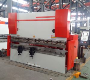 NC hydraulique presses-plieuses 100 tonnes