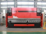 Machines à cintrer les plaques métalliques AHYW 4M 4 axes