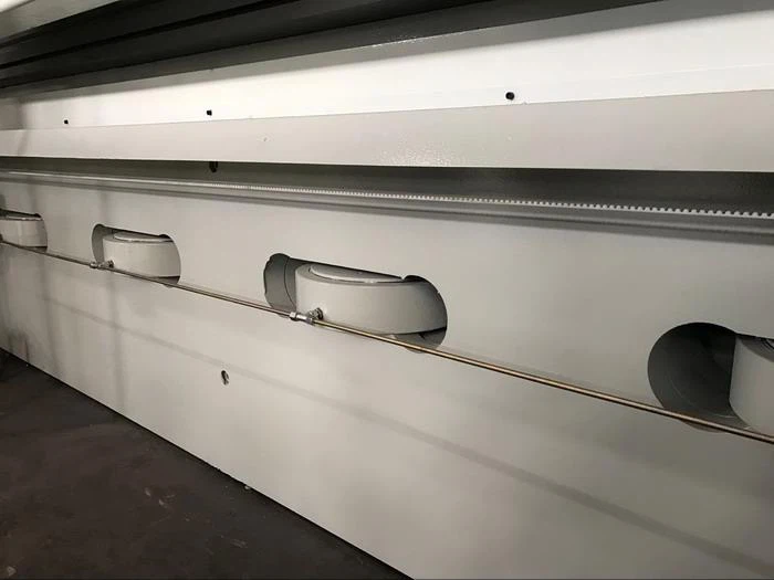 CNC Hydraulic crowing table for Yawei cnc pressbrake 400T4m