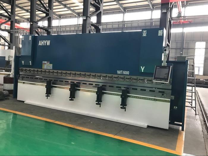 China Yawei 160T6M 6 axis CNC press brake for 6m metal sheet bending machine china factory
