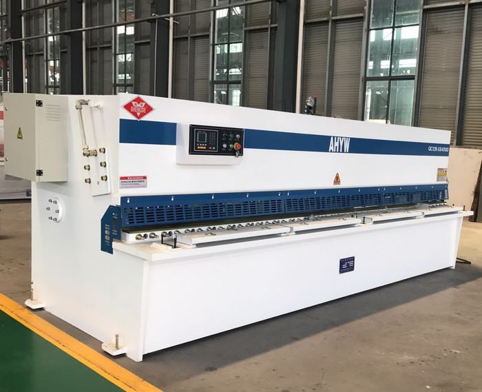 AHYW Yawei 4m Machine de cisaillement de métal